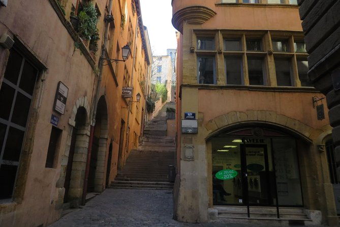 lyon-city-historic-neighborhoods-guided-walking-tour-english