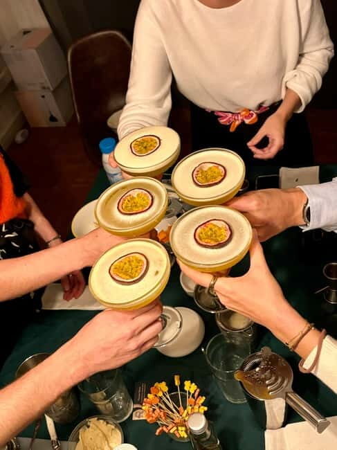 Lyon: Cocktail workshop directly at your place of stay - Who Is This Experience Perfect For?
