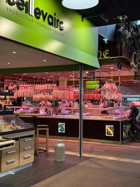 Lyon: Halles Paul Bocuse Lunchtime Food Tour with Tastings - What the Tour Includes
