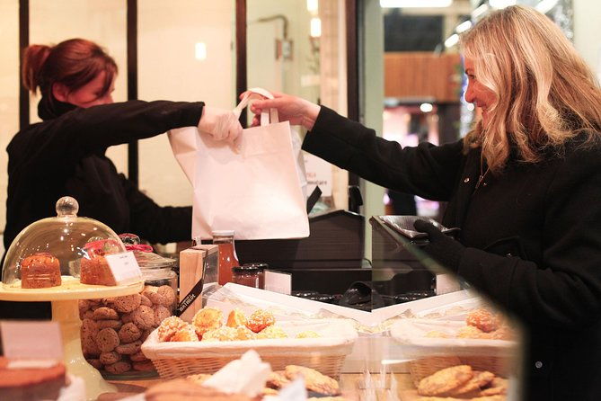 lyon-morning-food-market-tasting-tour-in-les-halles-paul-bocuse-2