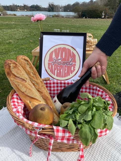Lyon: Parc de la Tête d'Or Gourmet Picnic Basket - Experience Lyon’s Gourmet Picnic in Parc de la Tête dOr