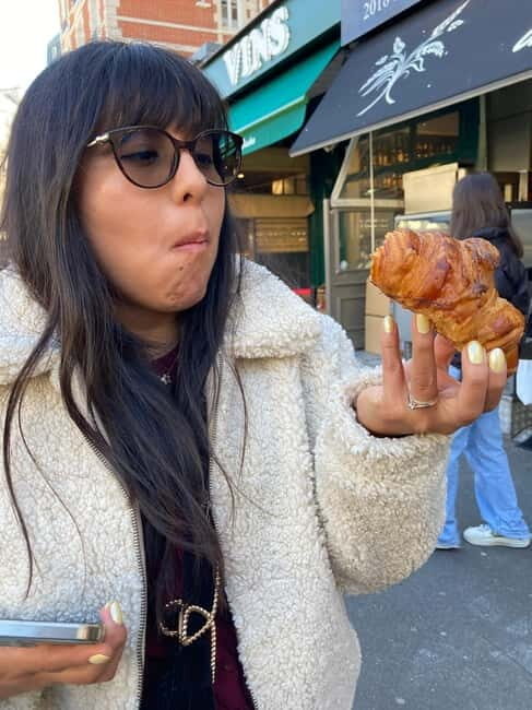 Lyon: Pastries and Chocolate Walking Food Tour - What Makes This Tour Stand Out?