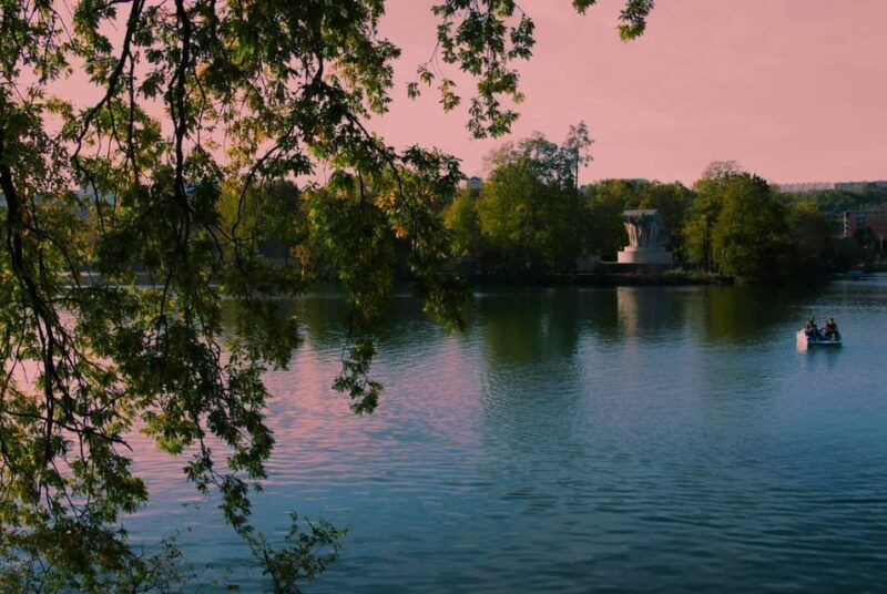 Lyon: Premium Self-Guided Bike Tours with AI Virtual Guide - FAQ