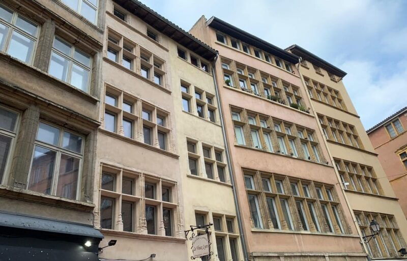 lyon-private-walking-tour-of-traboules-in-the-old-town