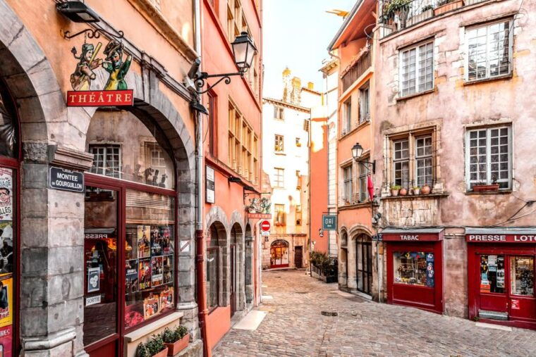 lyon-private-walking-tour-of-unesco-old-districts