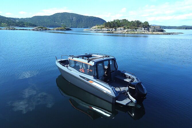 lysefjord-boat-safari-to-preikestolen-from-forsand