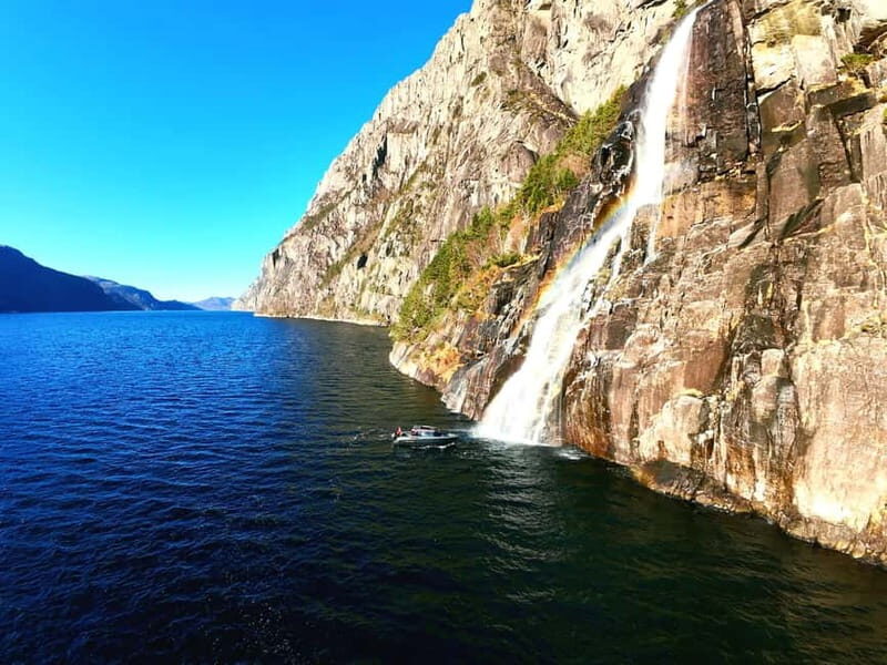 Lysefjord (Stavanger): Boattrip to Preikestolen from Forsand - The Highlight: Views of Preikestolen