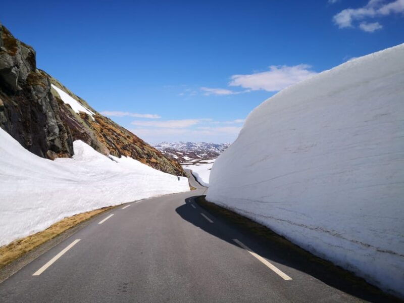 lysefjorden-4-day-cycling-tour-with-preikestolen-hike