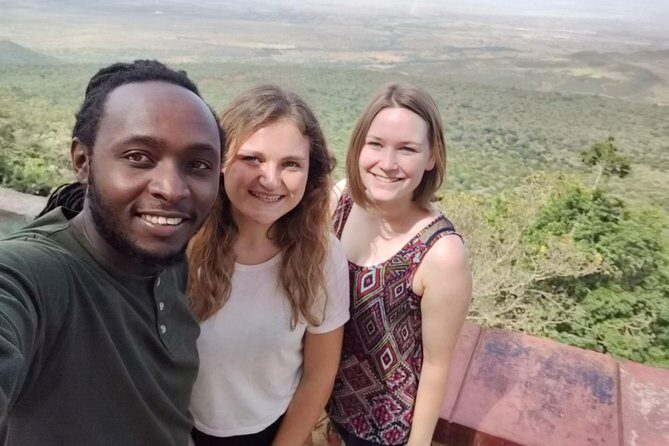 Maasai Mara Safari!! - What to Expect During Game Drives & Stops