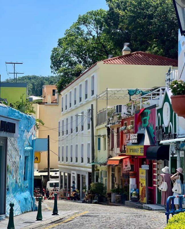 Macau Cotai & Coloane: Culture, Resorts & Village Life Tour - Who Would Love This Tour?