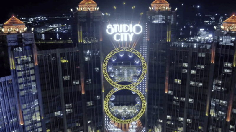 macau-golden-reel-figure-8-ferris-wheel-ticket
