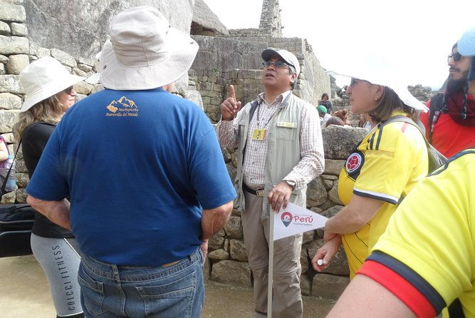 machu-picchu-1-day-tour-vista-dome-train-all-inclusive