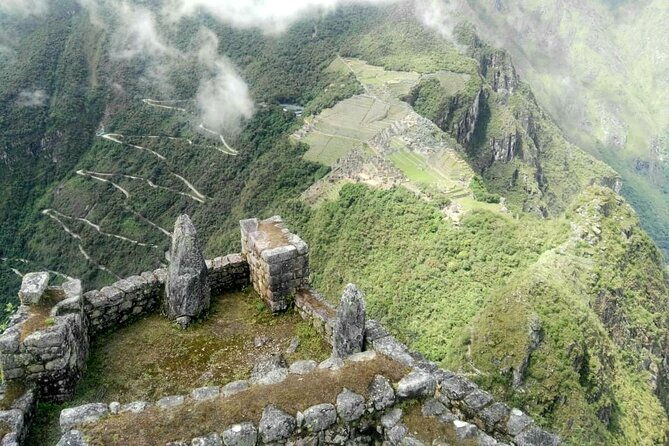 machu-picchu-and-huayna-picchu-full-day-private-tour