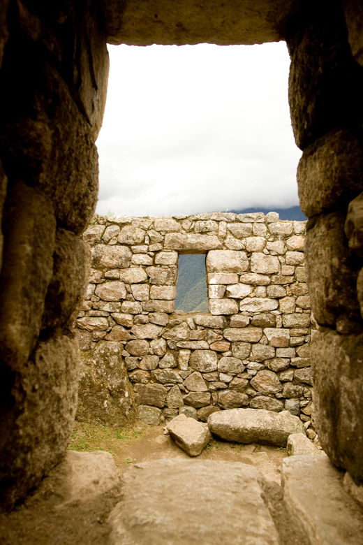 machu-picchu-experience-discover-the-enigmatic-inca-citadel