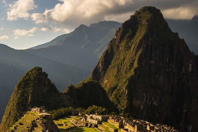 machu-picchu-full-day-group-services