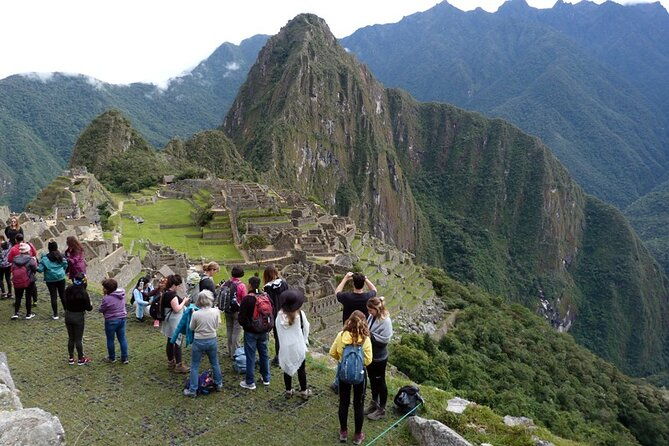 machu-picchu-in-one-day-1st-class-panoramic-train-available