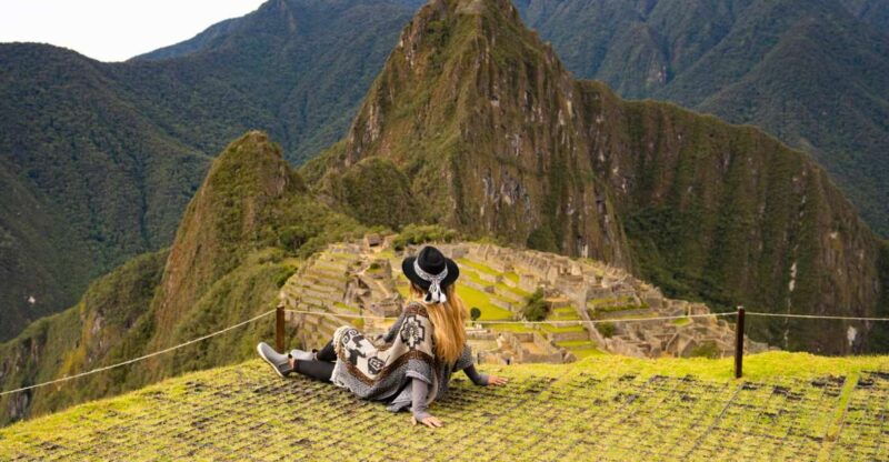 machu-picchu-local-guide-in-machu-picchu-private-and-group