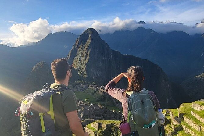 machu-picchu-luxury-tour-train-hiram-bingham