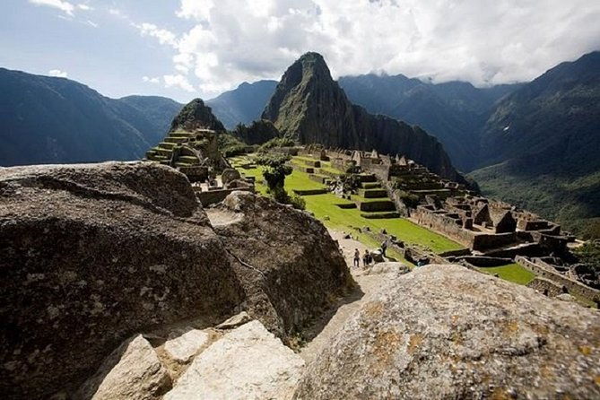machu-picchu-luxury-tour-train-hiram-bingham