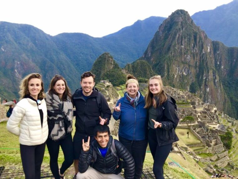 machu-picchu-private-tour-guide-service-2