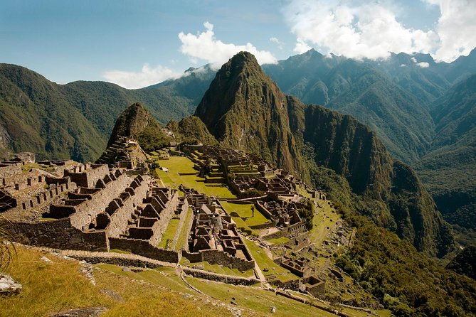 machu-picchu-private-tour-guided-and-observatory-train-from-cusco