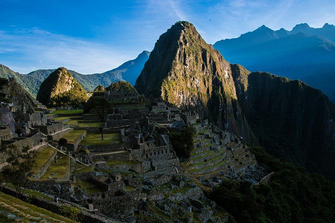 machu-picchu-tour-by-van-train-2-days-tour