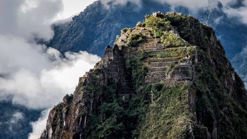 machu-picchu-tour-huayna-picchu-mountain-2