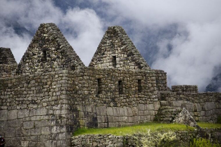 machupicchu-and-rainbow-mountain-tour-2-days-1-night