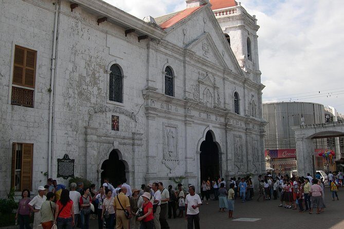 Mactan and Cebu Twin City Tour with Lunch - FAQ