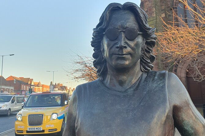 mad-day-out-beatles-taxi-tours-in-liverpool-england