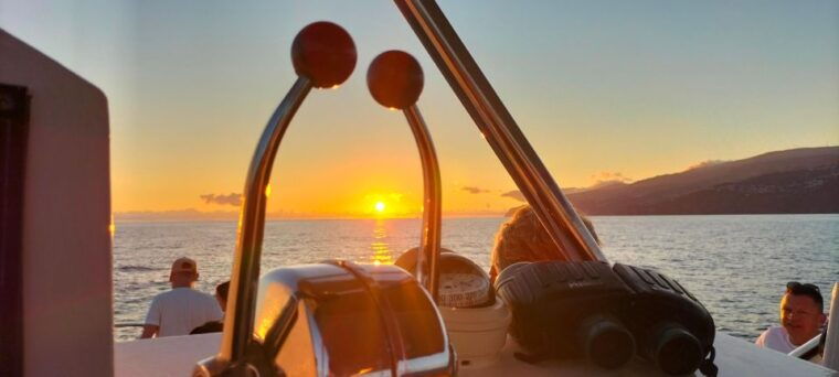 madeeira-sunset-dinner-cruise
