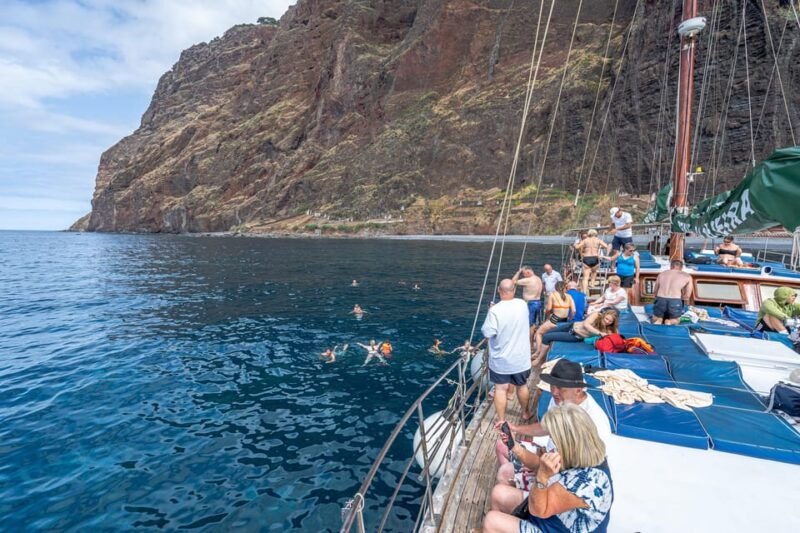 madeira-5-hour-west-coast-wooden-boat-excursion
