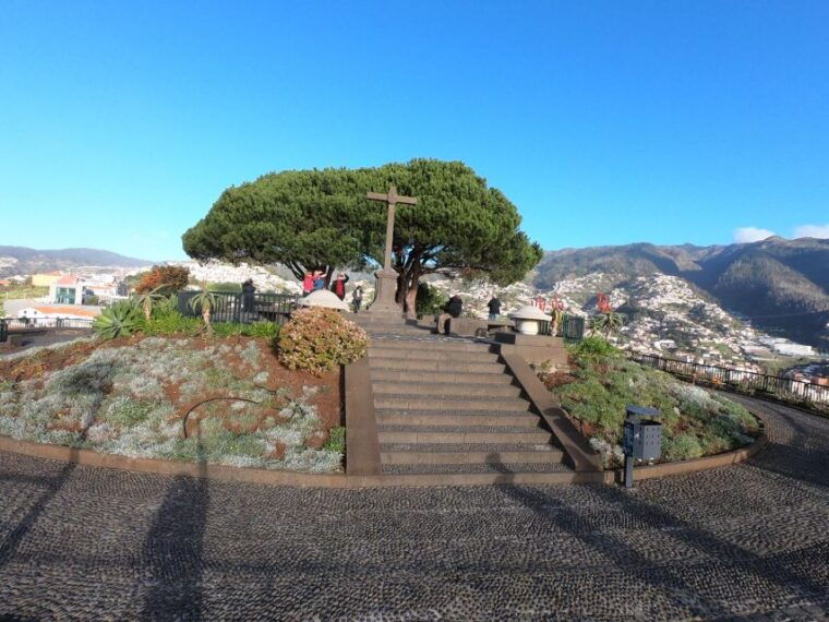 madeira-cabo-girao-jeep-tour-adventure-and-wine-tasting