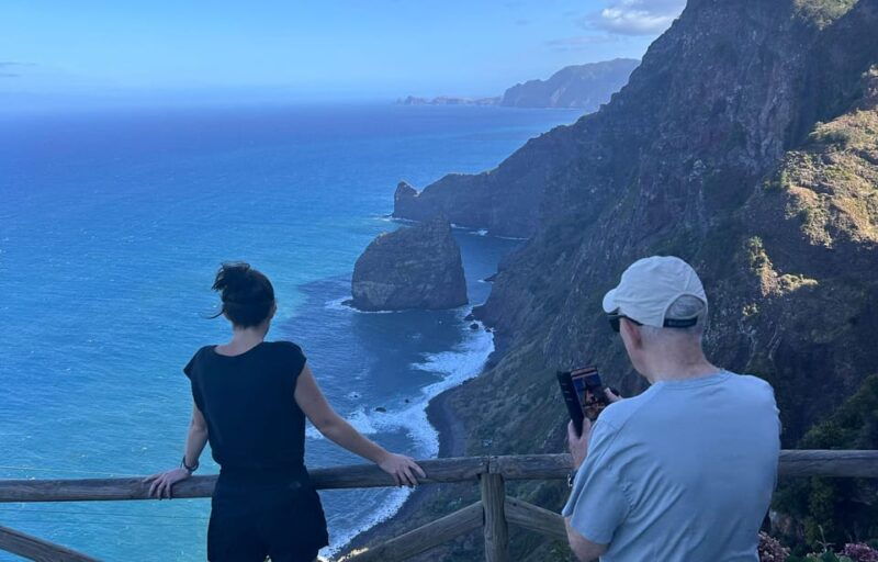 madeira-easttour-on-4x4-peaks-levada-walk-rum-tasting