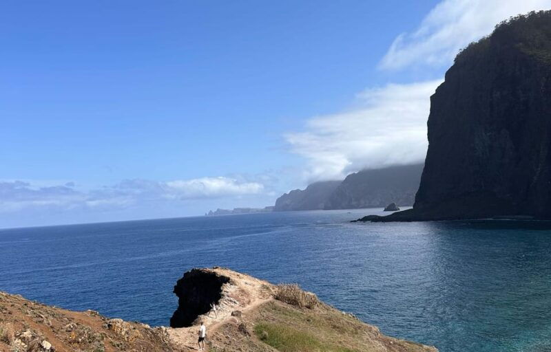madeira-easttour-on-4x4-peaks-levada-walk-rum-tasting