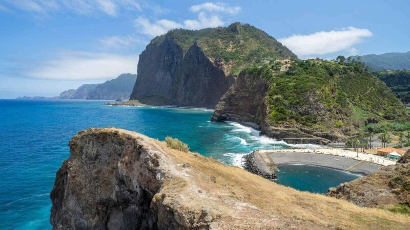 madeira-funchaleast-tour-pico-arieiro-santanalaurissilva