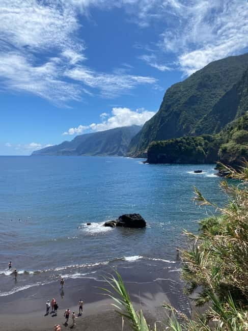 Madeira Jeep Safari Tour with Fanal Forest and Natural Pools - An In-Depth Look at the Madeira Jeep Safari Experience