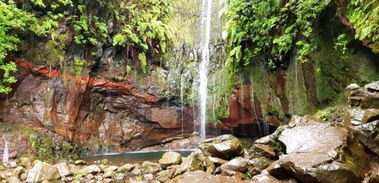 madeira-mountain-walk-with-lagoon-and-waterfalls