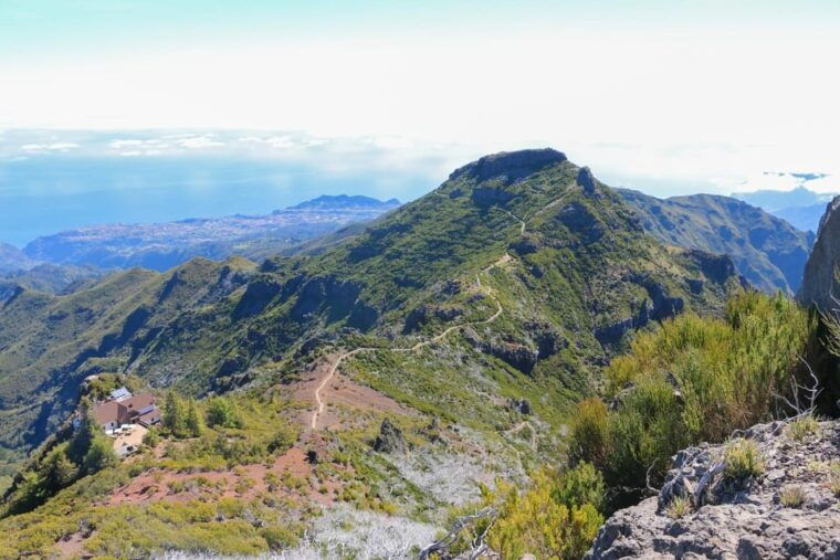 madeira-pico-do-arieiro-to-pico-ruivo-guided-hike