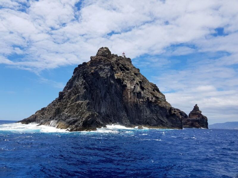 madeira-ponta-de-sao-lourenco-lighthouse-boat-tour