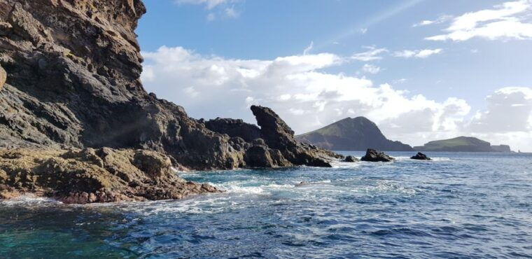madeira-ponta-de-sao-lourenco-lighthouse-boat-tour