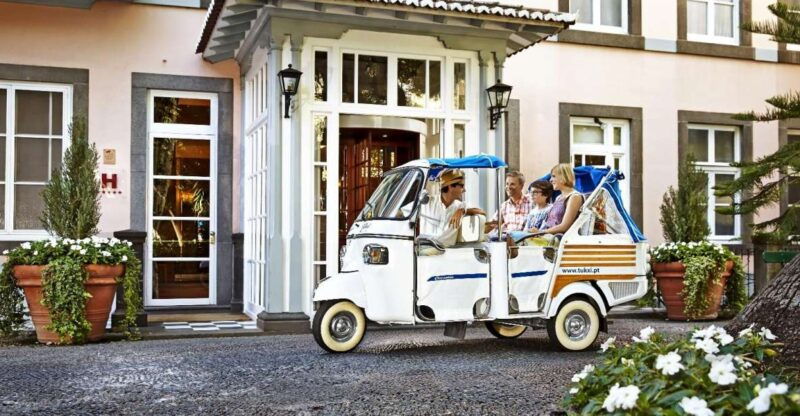 madeira-private-camara-de-lobos-tour-in-a-tukxi