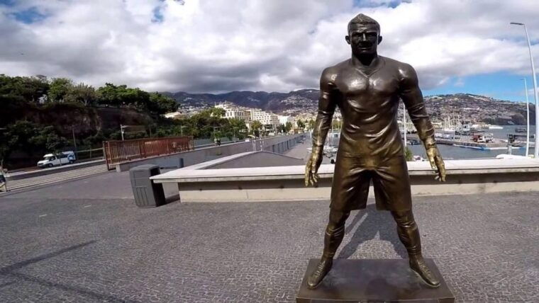 madeira-private-cristiano-ronaldo-tour-with-cr7-museum-3
