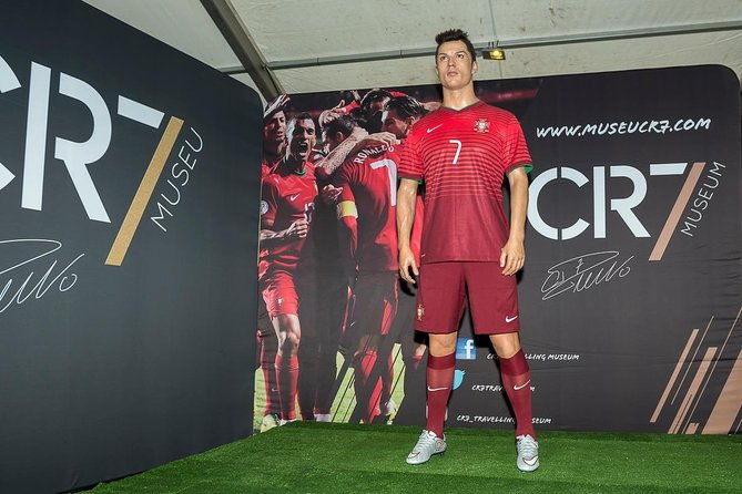 madeira-private-cristiano-ronaldo-tour-with-cr7-museum