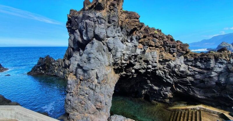 madeira-private-jeep-4x4-west-tour-to-natural-pools