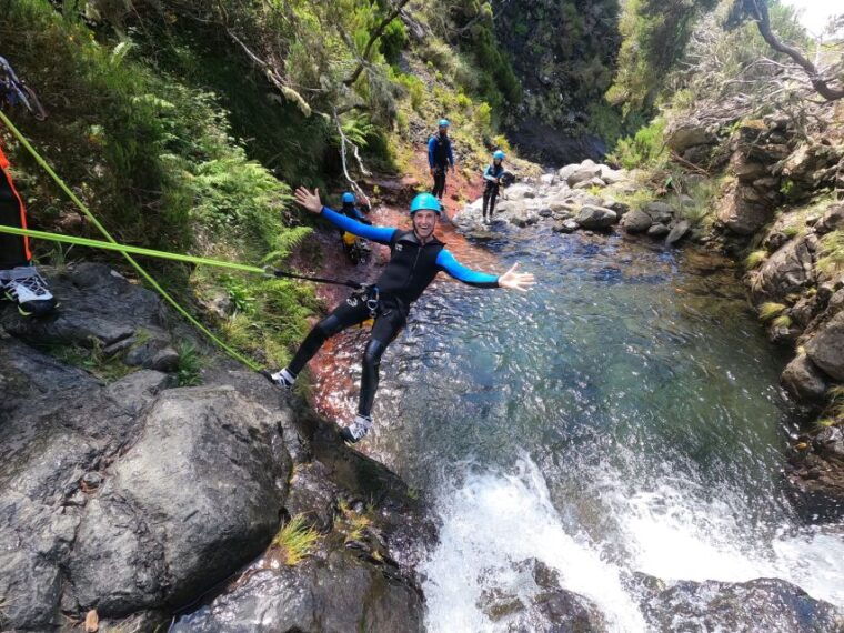 madeira-ribeira-das-cales-canyoning-level-1