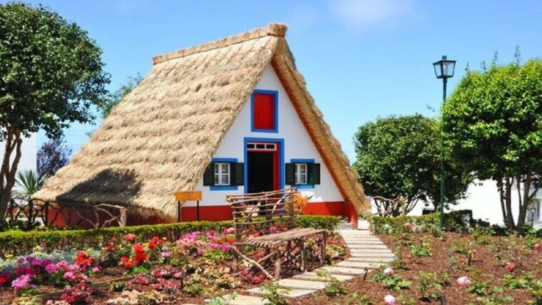 madeira-santana-traditional-houses-private-half-day-tour