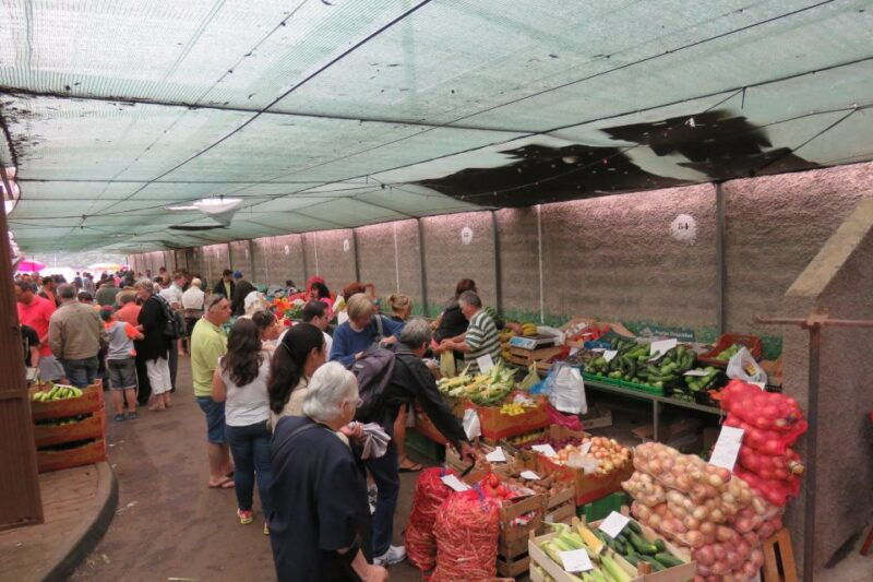madeira-santo-de-serra-local-farmers-market-half-day-trip