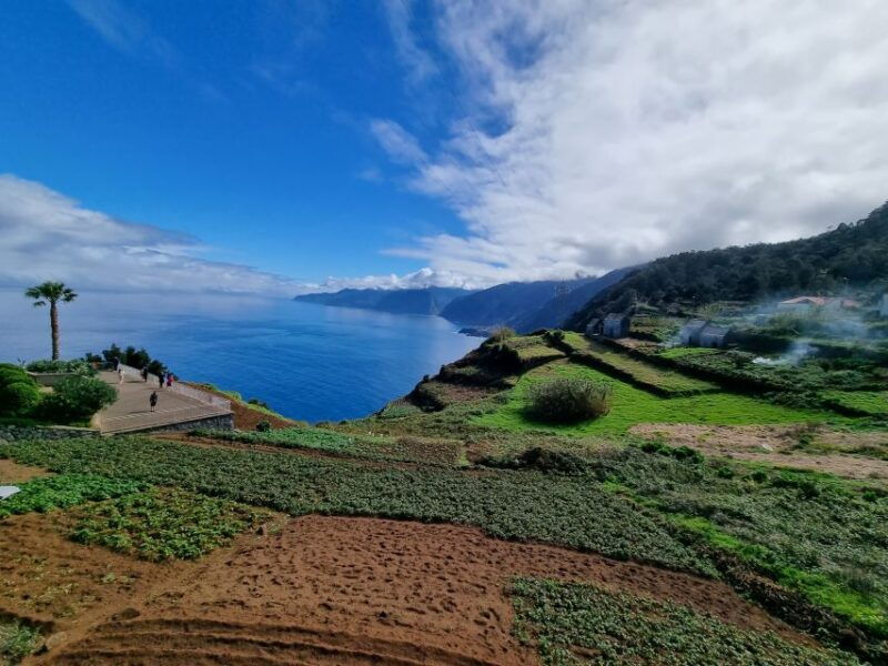 madeira-skywalk-fanal-natural-pools-4x4-jeep-tour