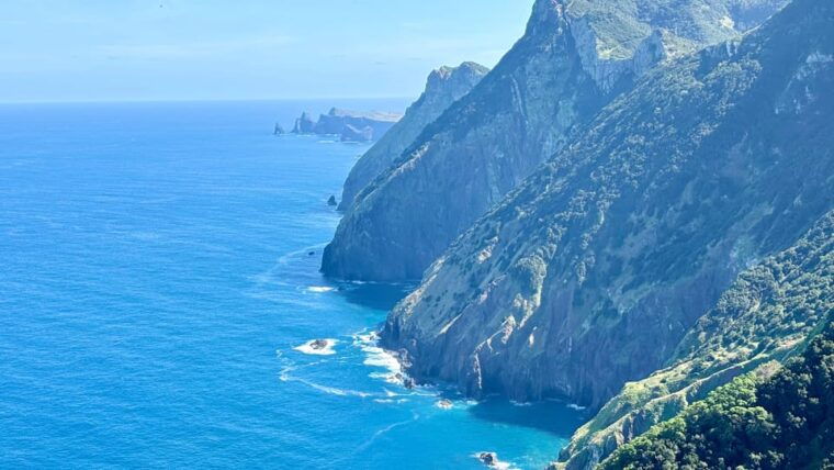 madeira-stairway-to-heaven-to-larano-hike-mountain-to-sea-2